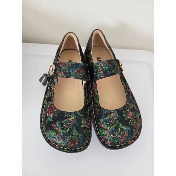 Alegria Paloma Winter Garden 37 W NWOB - Picture 2 of 8